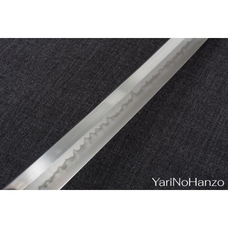 Fujiwara Katana Kaufen Sie handgeschmiedeten scharf geschliffenen Schwerter Samurai Katana bei KatanaMart Schwertshop.