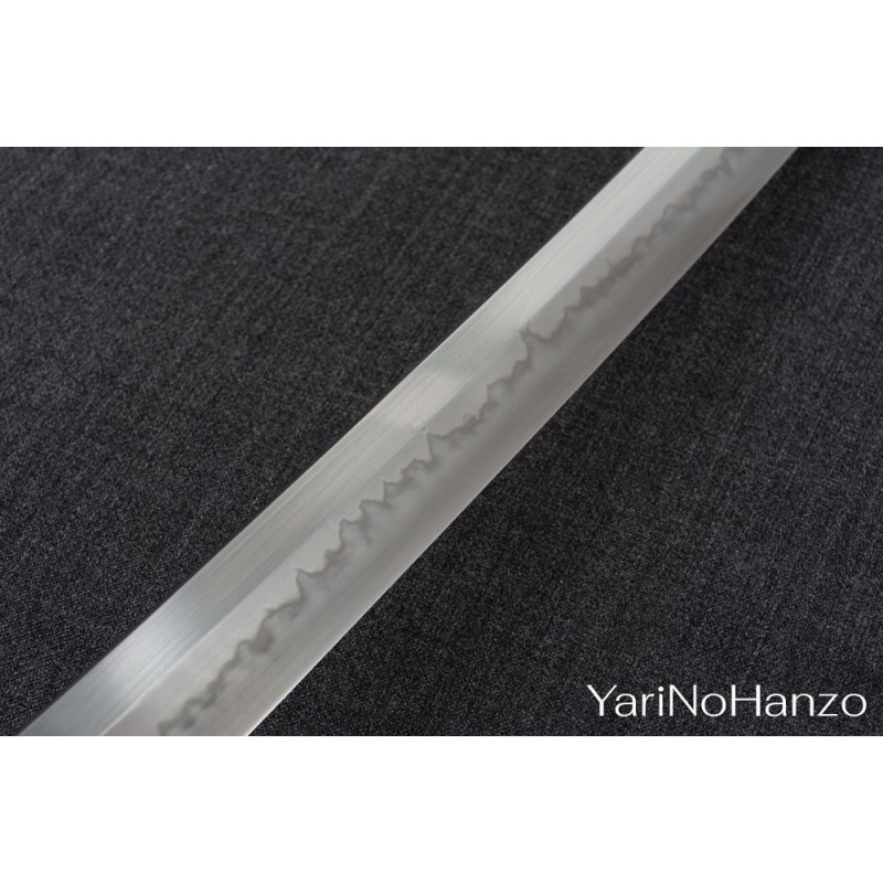 Fujiwara Katana Kaufen Sie handgeschmiedeten scharf geschliffenen Schwerter Samurai Katana bei KatanaMart Schwertshop.