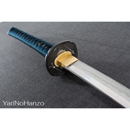 Fujiwara Katana Kaufen Sie handgeschmiedeten scharf geschliffenen Schwerter Samurai Katana bei KatanaMart Schwertshop.