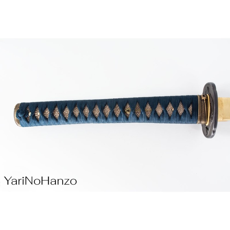 Fujiwara Katana Kaufen Sie handgeschmiedeten scharf geschliffenen Schwerter Samurai Katana bei KatanaMart Schwertshop.