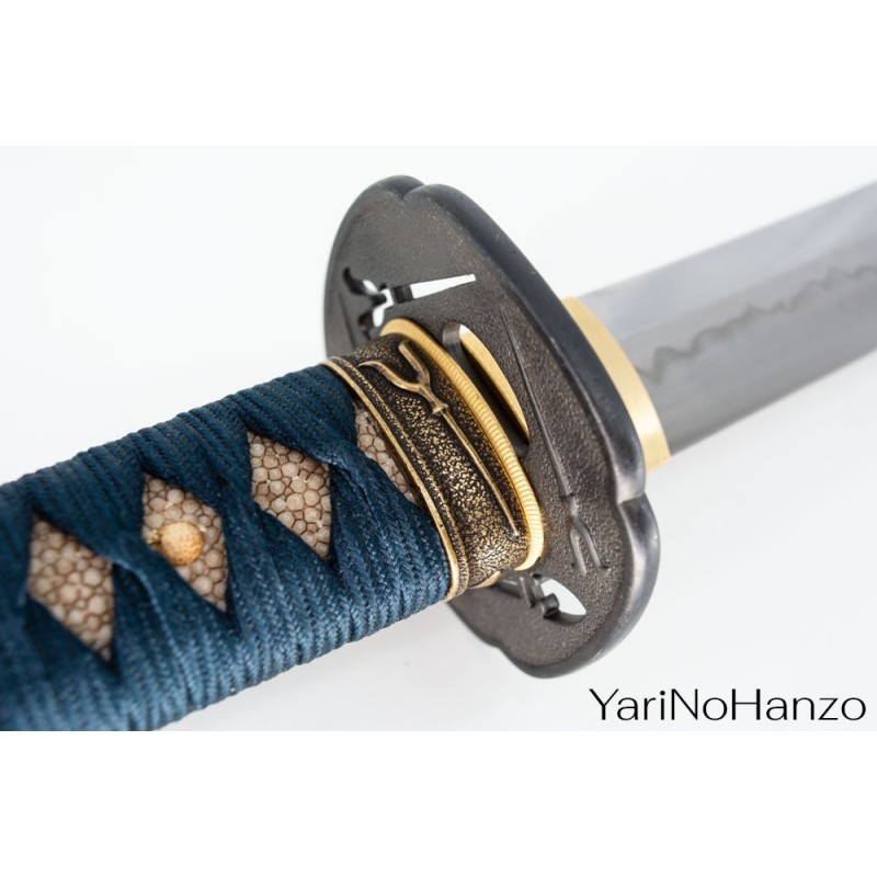 Fujiwara Katana Kaufen Sie handgeschmiedeten scharf geschliffenen Schwerter Samurai Katana bei KatanaMart Schwertshop.