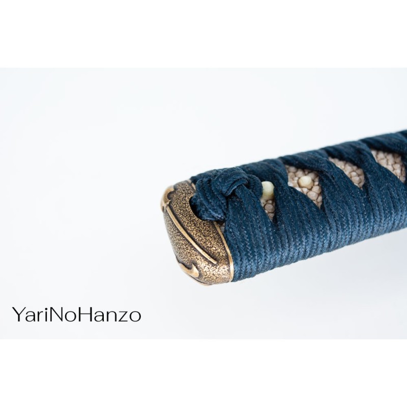 Fujiwara Katana Kaufen Sie handgeschmiedeten scharf geschliffenen Schwerter Samurai Katana bei KatanaMart Schwertshop.