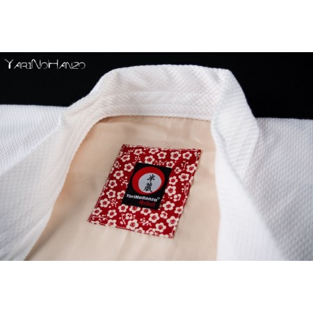 Sakura Kendo Gi Weiss | Handgefertigter Kendogi