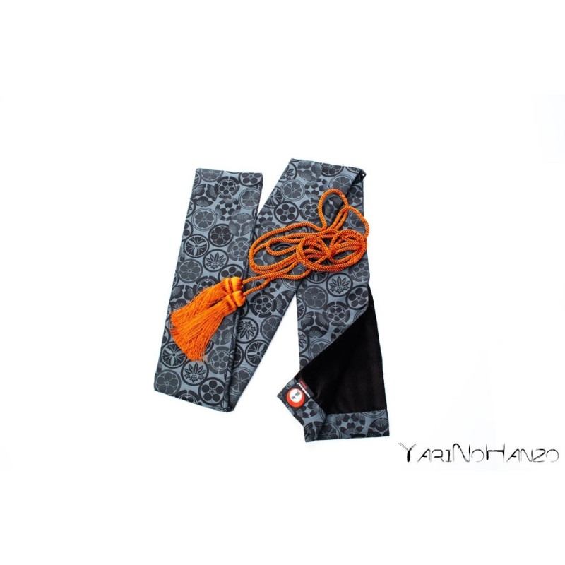 Katana Bukuro Kamon (heller Hintergrund) | Katana Schwerttasche Sakura