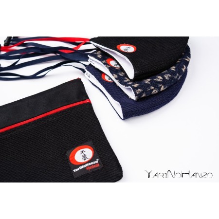 Set mit 3 YariNoHanzo-Gesichtsmasken und einer Tragetasche